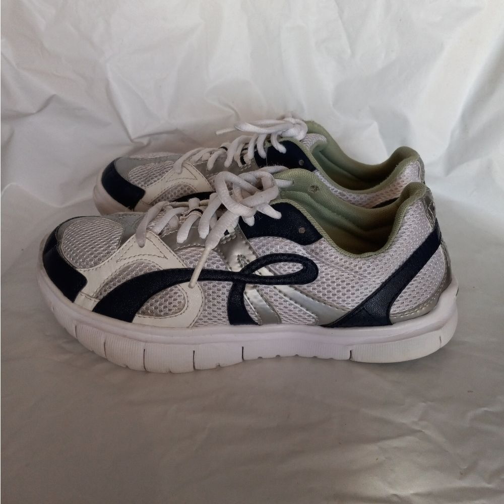 Earth Women's Glide-Wide Sneakers Silver/Navy Sz 6.5